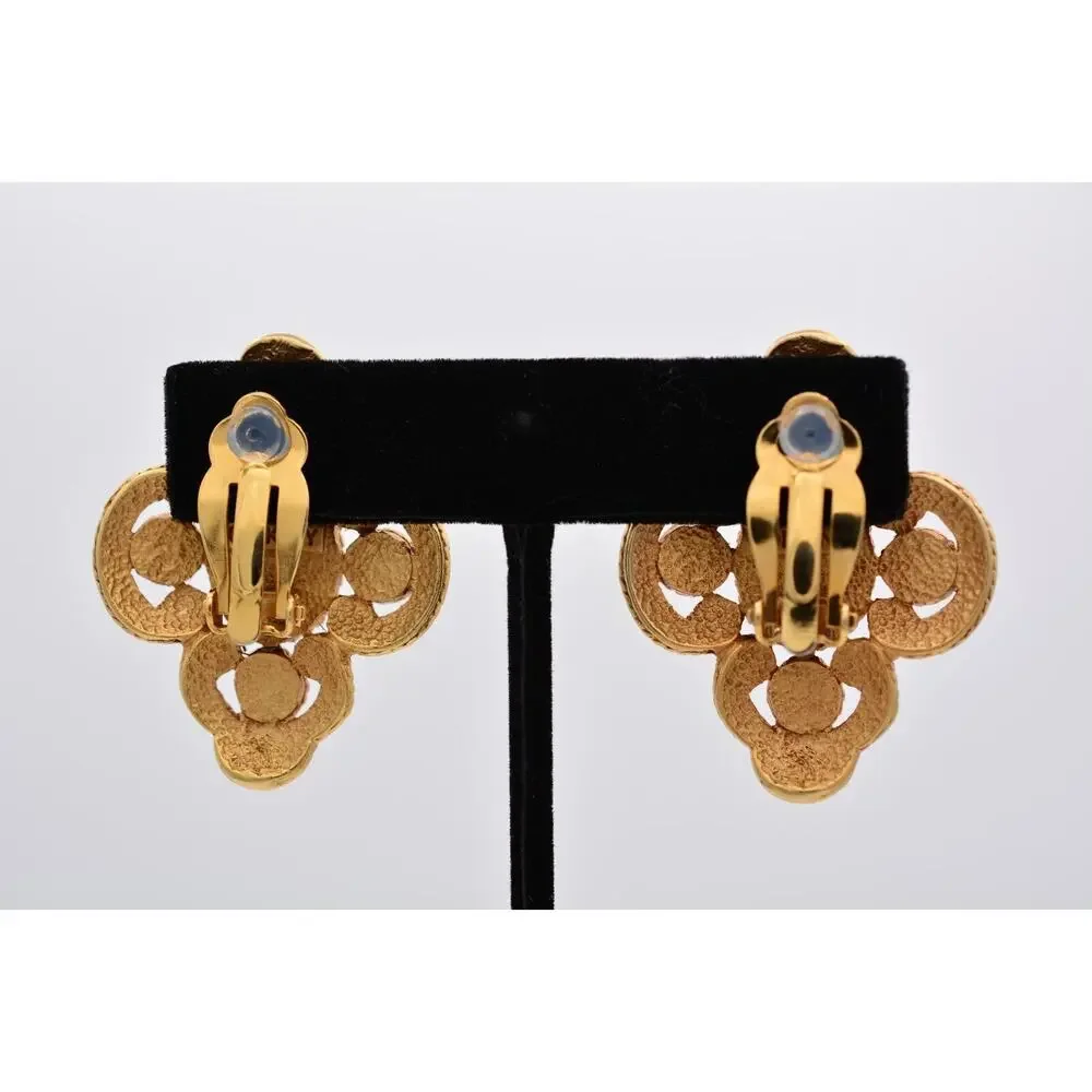 DKNY Vintage Clip On Earrings Maltese Brushed Antiqued Gold Pearl Signed BinAO
